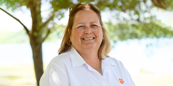 Aleda Jo Howard '83